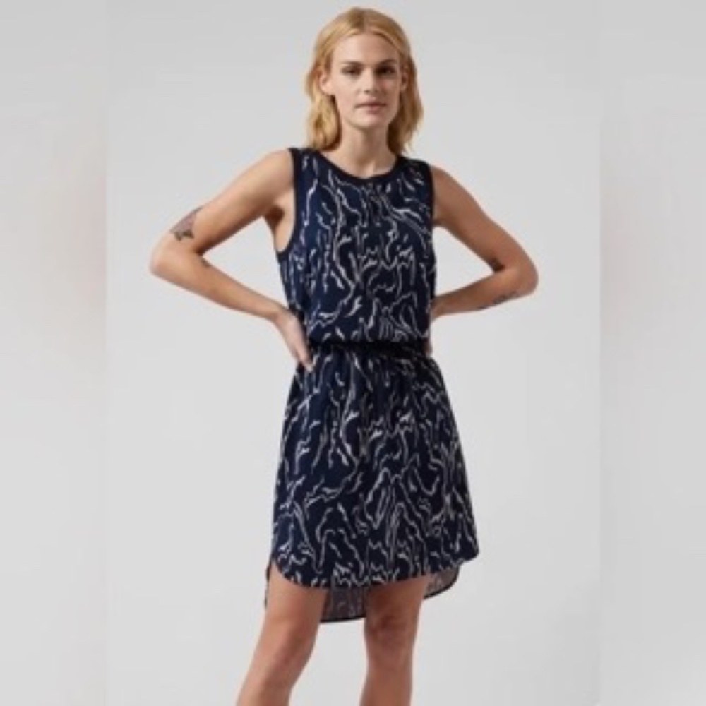 ATHLETA Printed Rincon Dress Voyage Orchid Size Medium